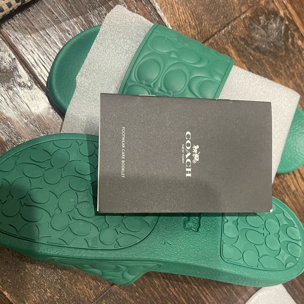 COACH rubber pool slide / Green - Picture 2 of 5
